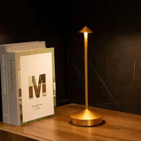 Luminária de Mesa Linnea